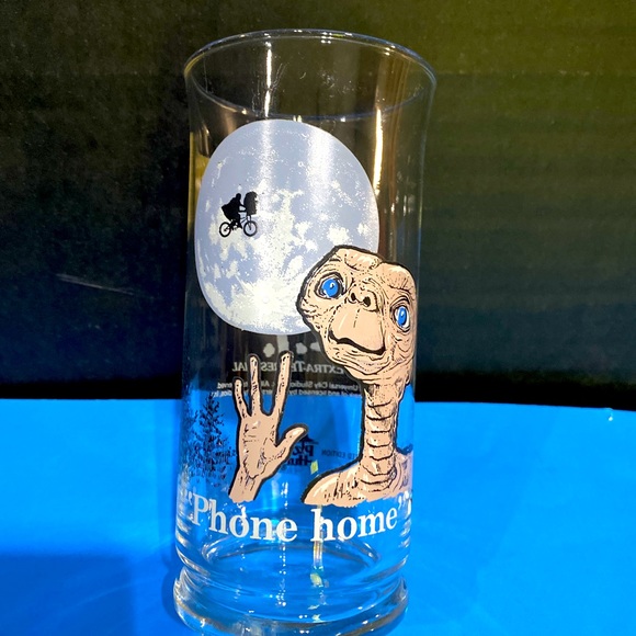 E.T. EXTRA TERRESTRIAL 1982 UNIVERSAL STUDIOS PIZZA HUT COLLECTOR SERIES GLASS - Picture 2 of 8